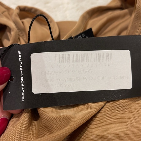 Never worn PrettyLittleThing going out top!! - Picture 5 of 7